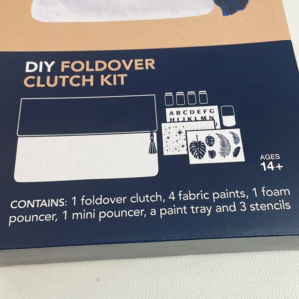 FFF DIY fold over clutch kit - Picture 3 of 3